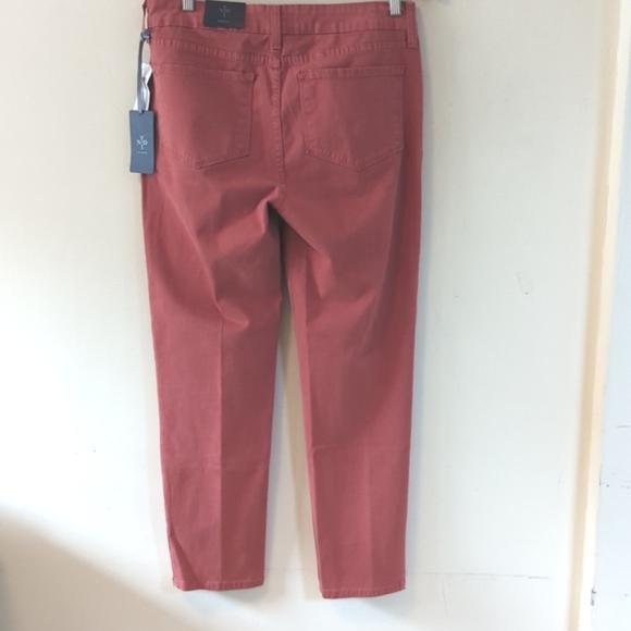 NYDJ Original Slimming Fit Ankle Jean in VRose 8 - Picture 2 of 15